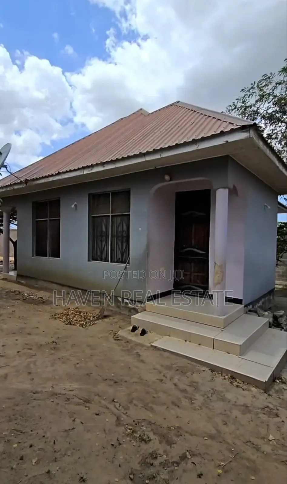 3bdrm House in Goba for sale