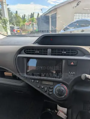 Toyota Aqua 2012 White