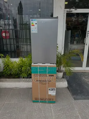 Hisense 90L Single Door Fridge (Model:H125RTS)Titanium Silver Finish