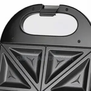 R-230 Sandwich Maker With Non-Stick Plates, 4-Slice Capacity, Black