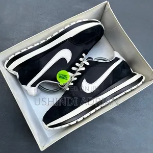 nike—valtreno Shoesbrand: Nike