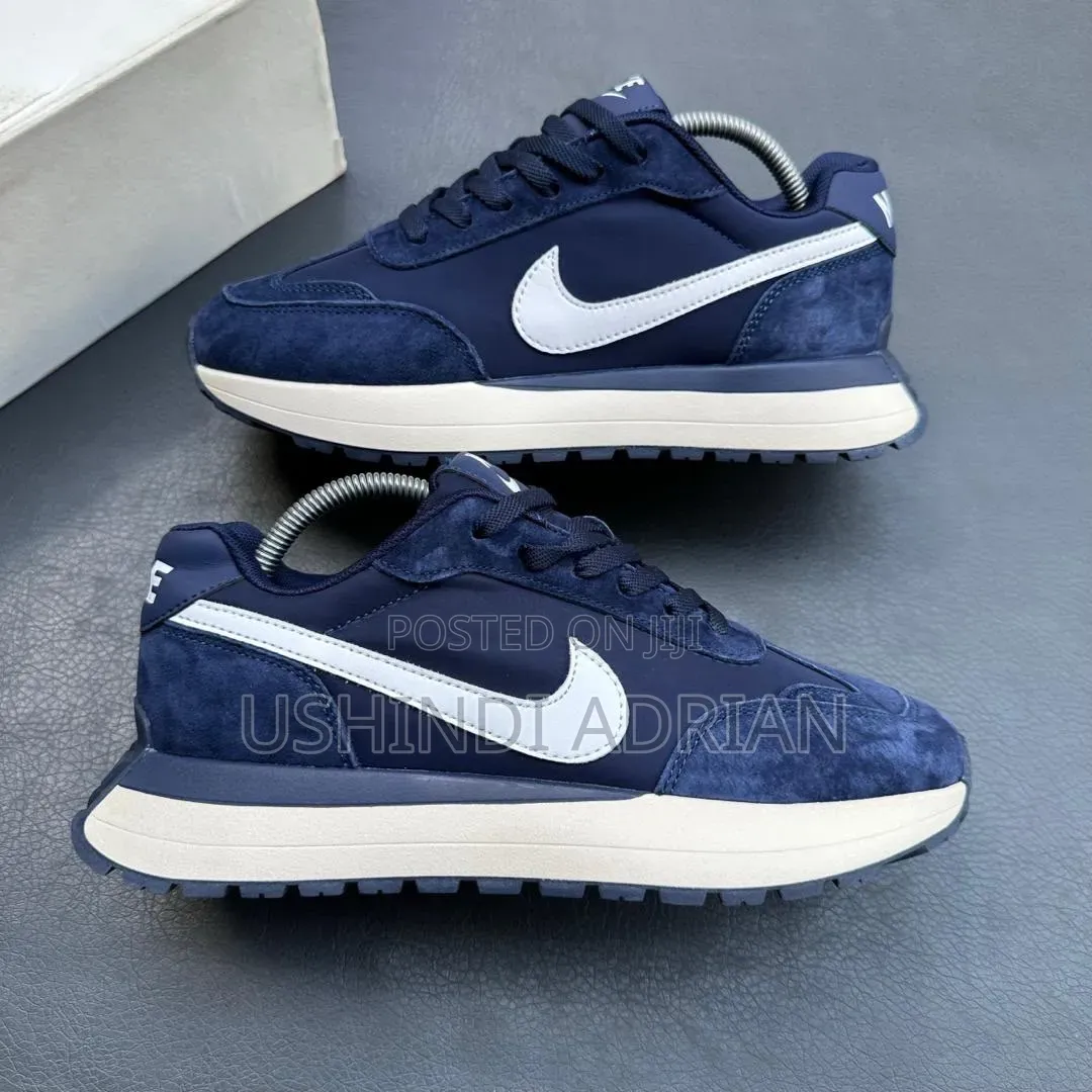 nike—valtreno Shoesbrand: Nike