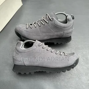 clarks—belmorian Shoesbrand: Clarks