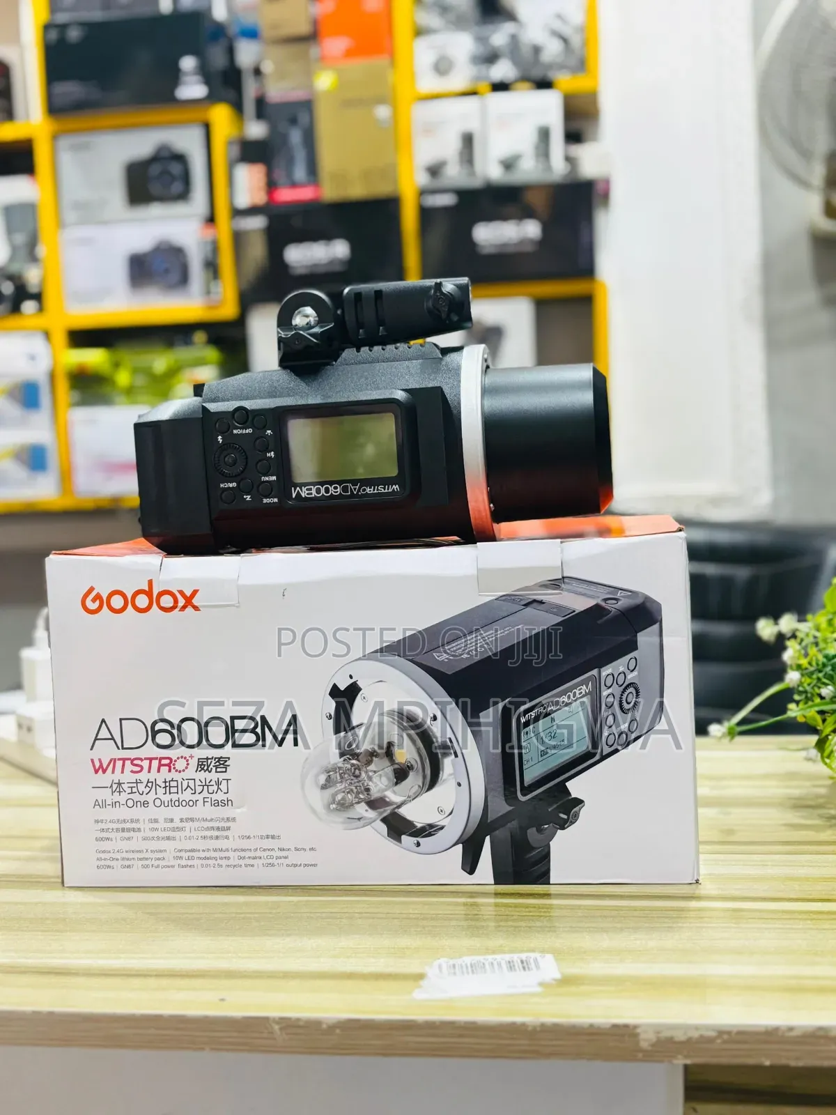 Godox AD600BM Witstro Manual All-in-One Outdoor Flash.