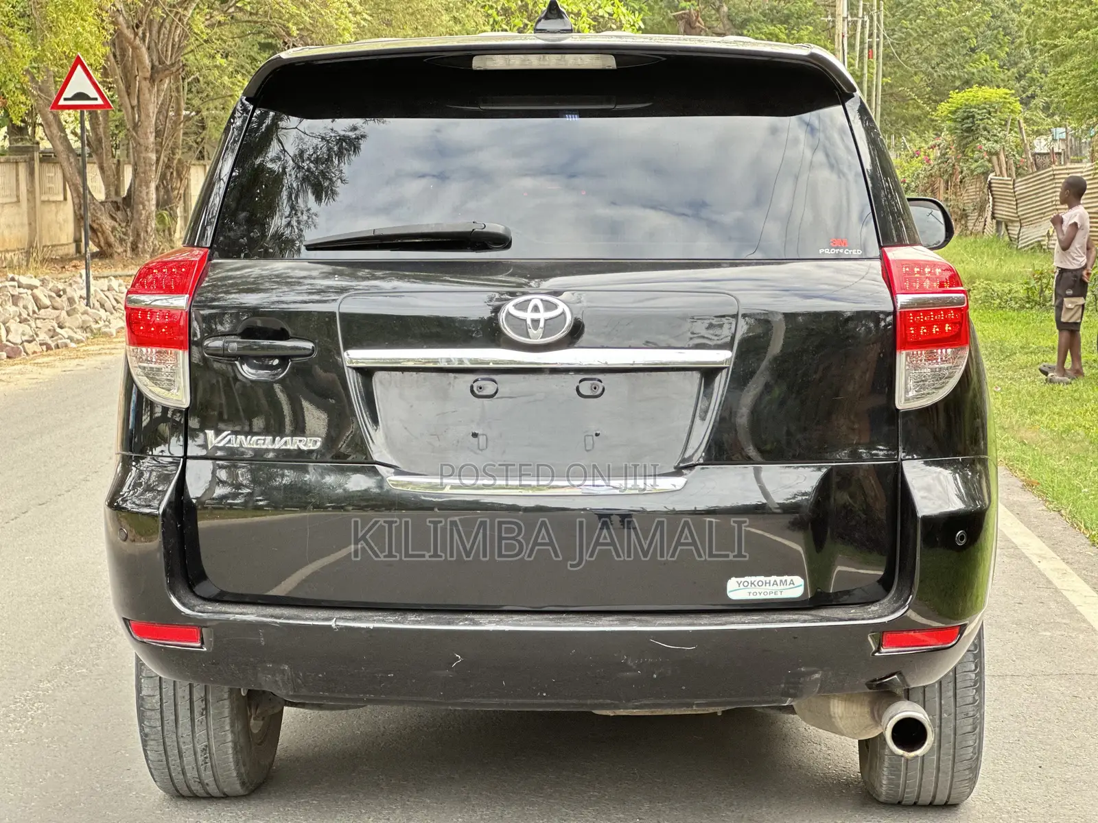 Toyota Vanguard 2010 Black