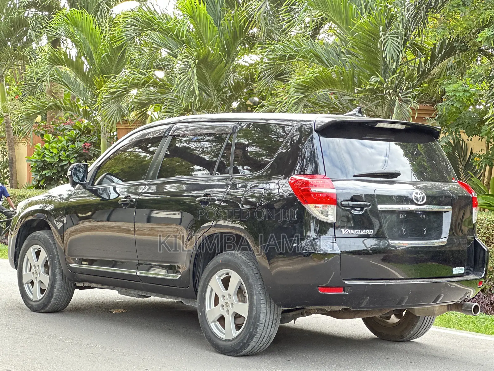 Toyota Vanguard 2010 Black