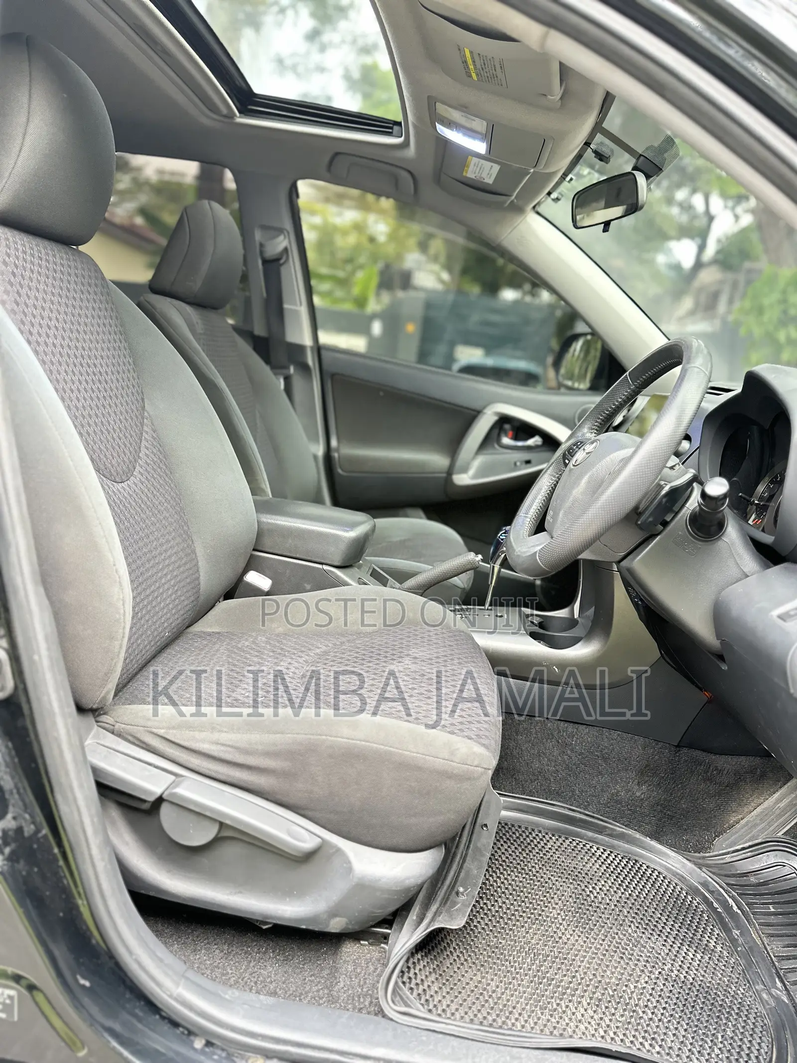 Toyota Vanguard 2010 Black