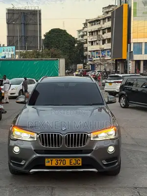 BMW X3 xDrive28i 4dr SUV AWD (2.0L 4cyl Turbo 8A) 2014 Gray