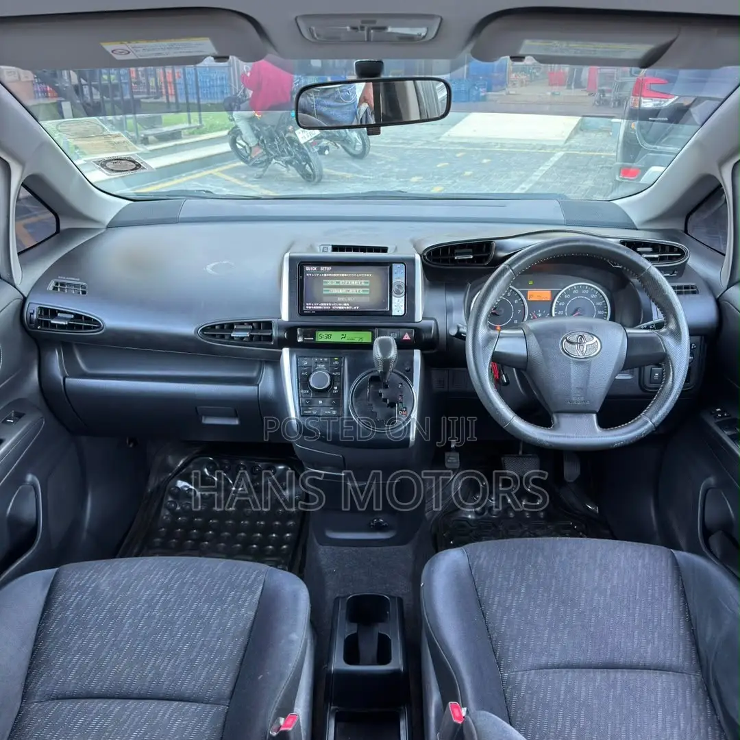 Toyota Wish 2011 Black