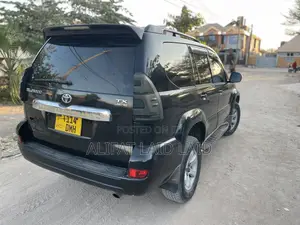 Toyota Land Cruiser 2005 Black