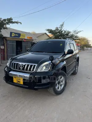 Toyota Land Cruiser 2005 Black