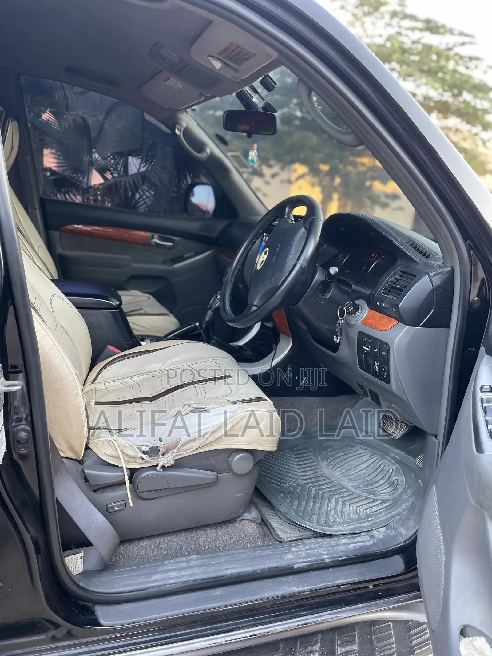 Toyota Land Cruiser 2005 Black