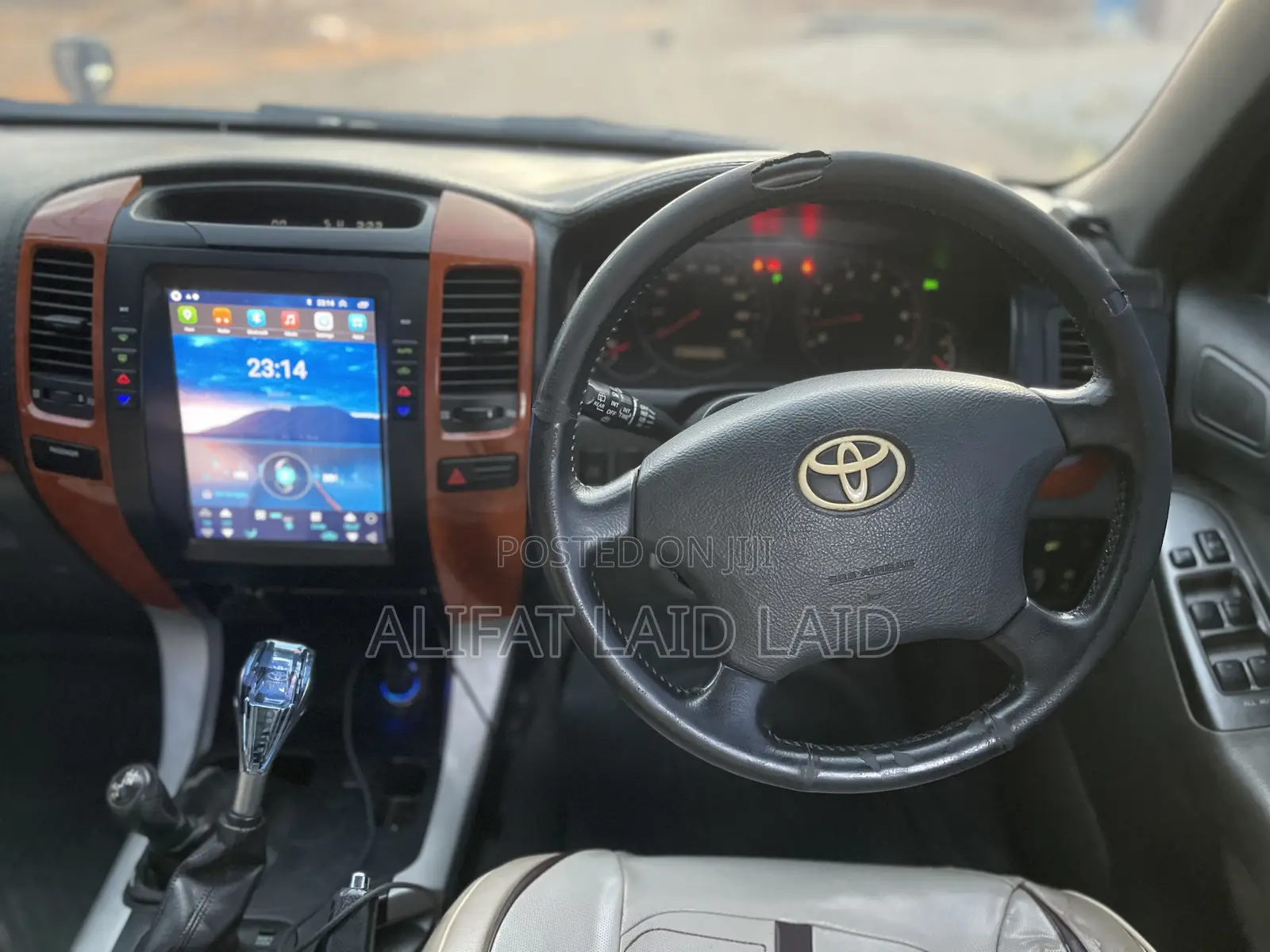 Toyota Land Cruiser 2005 Black
