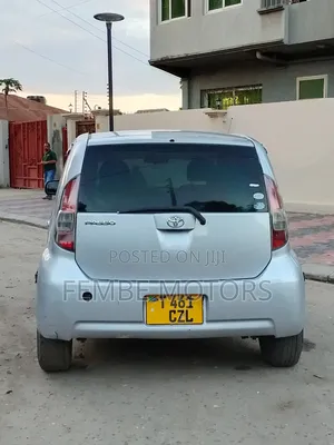 Toyota Passo 2005 Silver