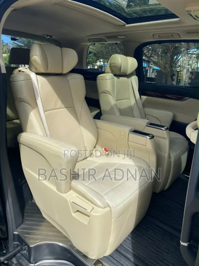 Toyota Alphard 2.5 Petrol AWD 2017 Black
