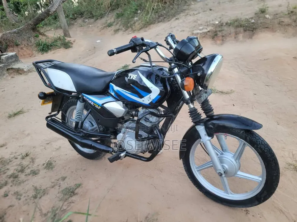 TVS HLX 125 2025 Black