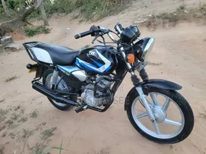 TVS HLX 125 2025 Black