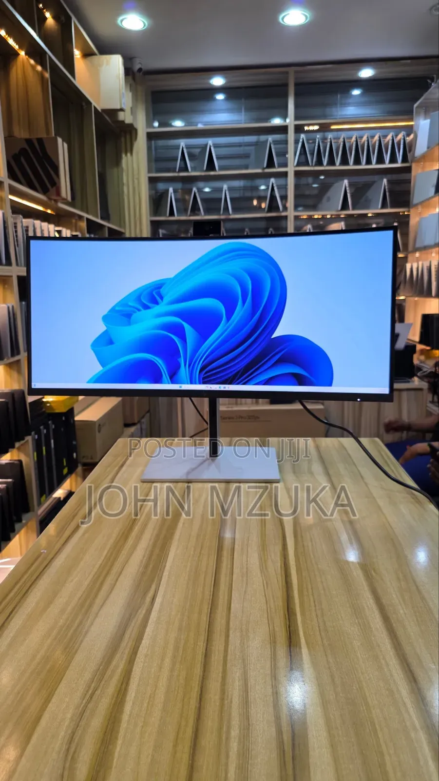 HP Monitor Curve 34 Inches