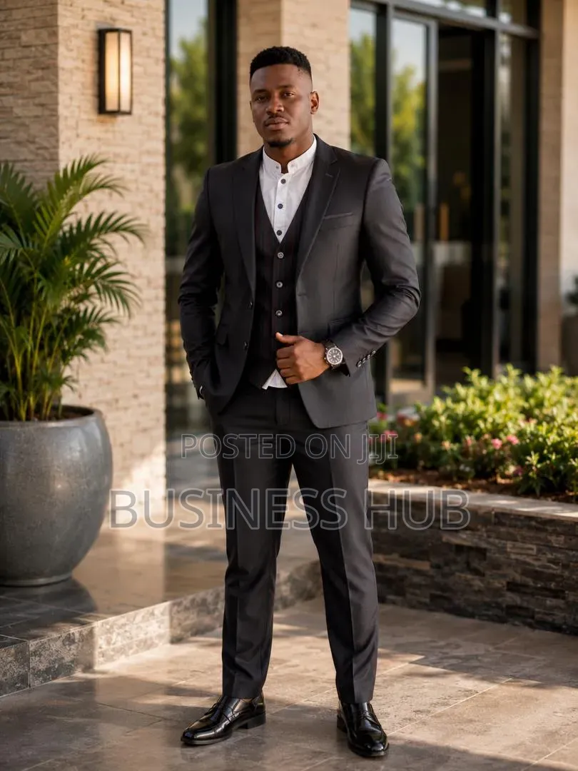 Meander Fashion Suit