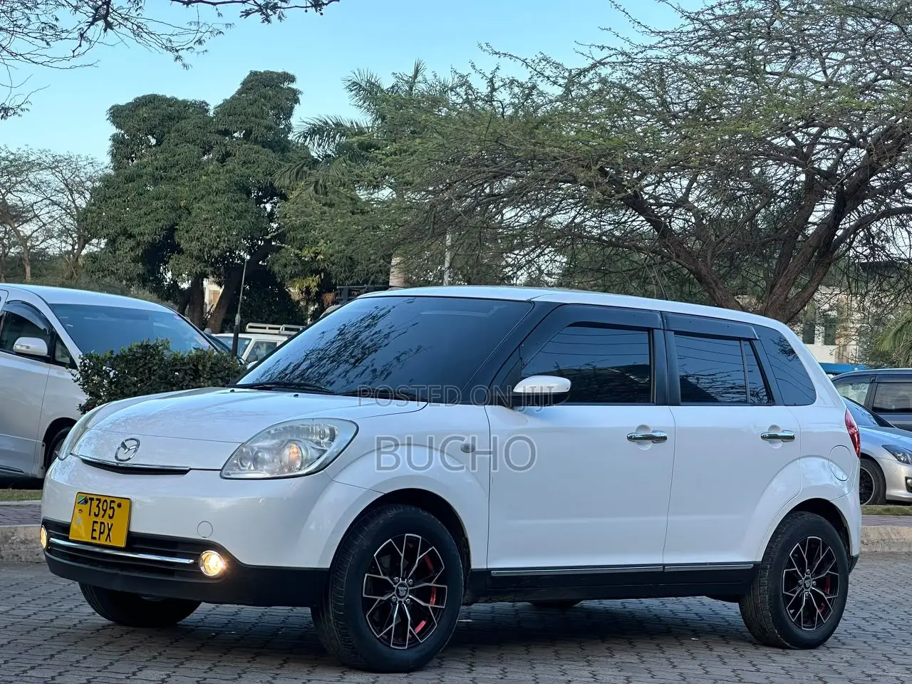 Mazda Verisa 2007 White