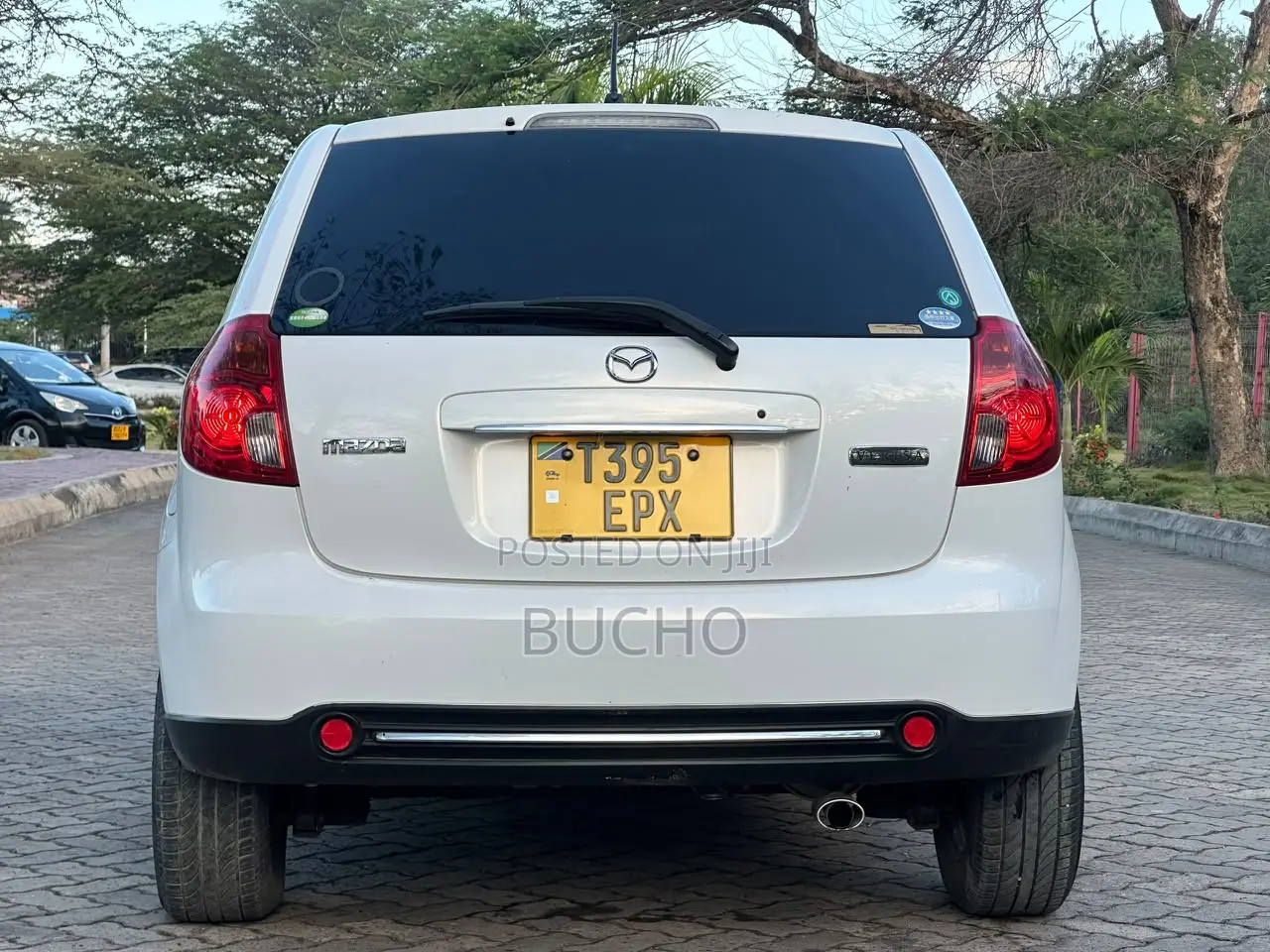 Mazda Verisa 2007 White