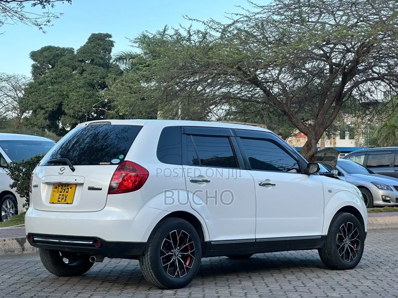 Mazda Verisa 2007 White