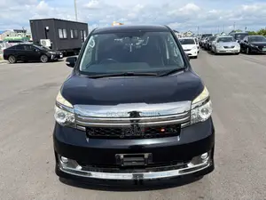 Toyota Voxy ZS G's 2WD 8-Seater 2010 Black