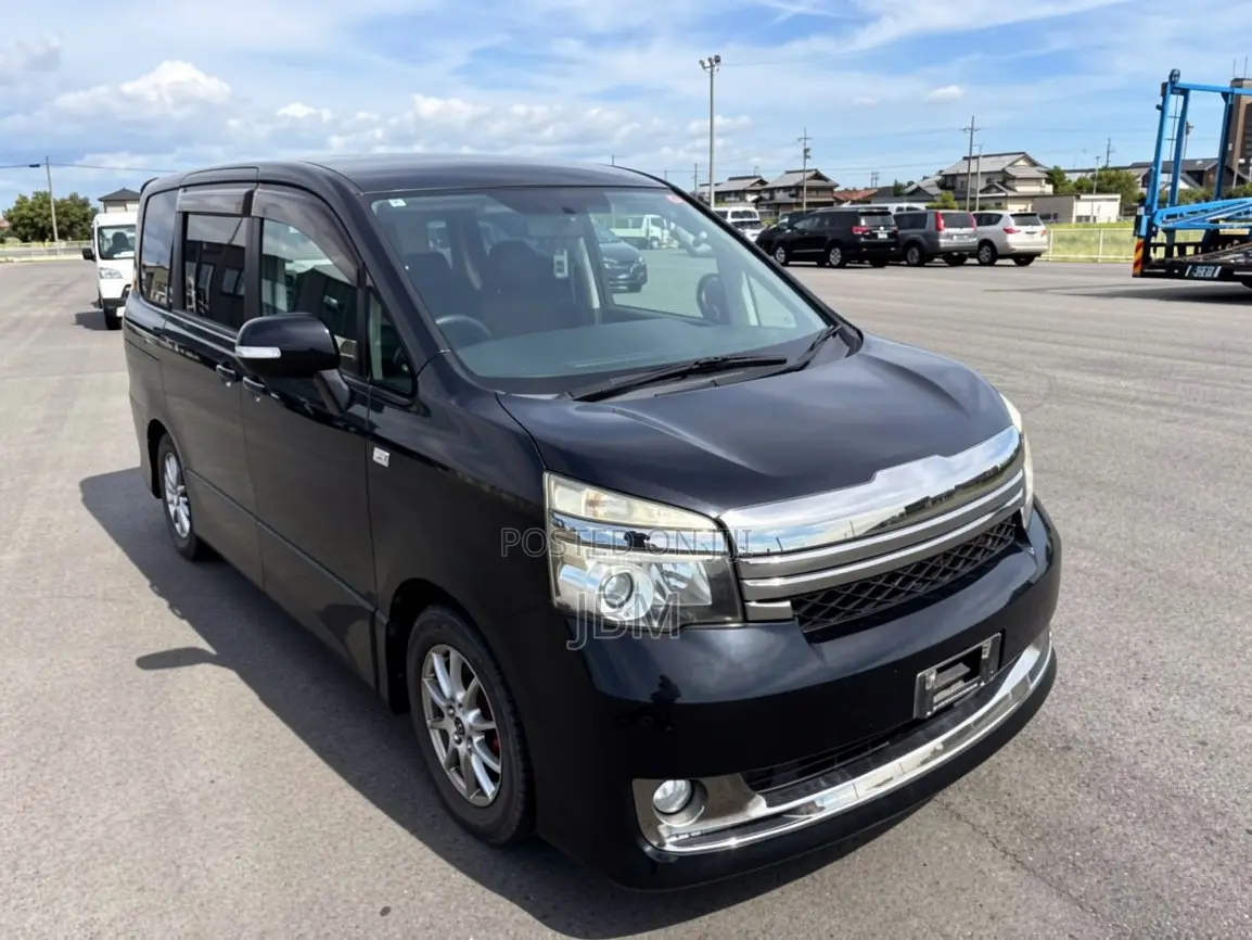 Toyota Voxy ZS G's 2WD 8-Seater 2010 Black