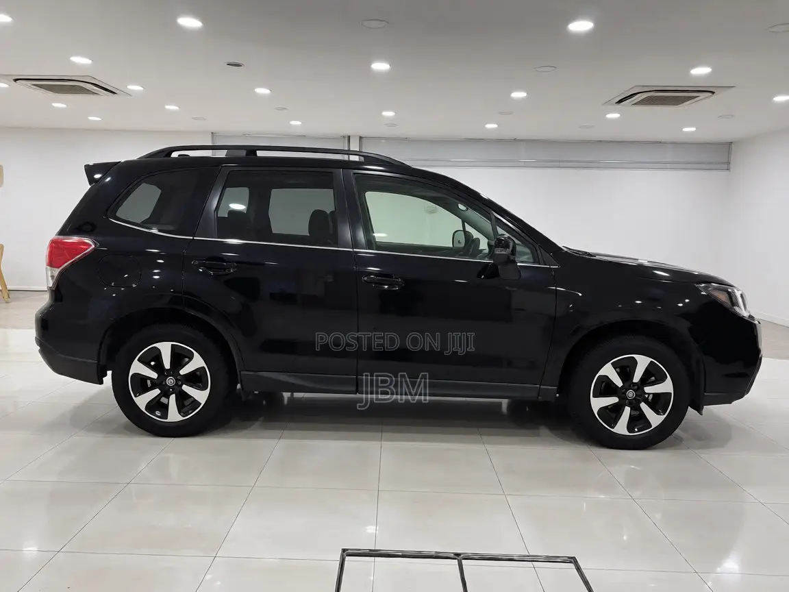 Subaru Forester 2016 Black