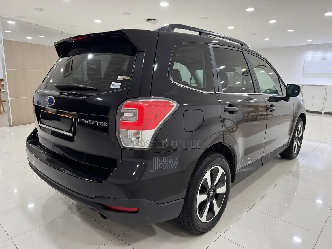 Subaru Forester 2016 Black