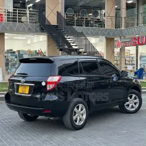 Toyota Vanguard 2009 White