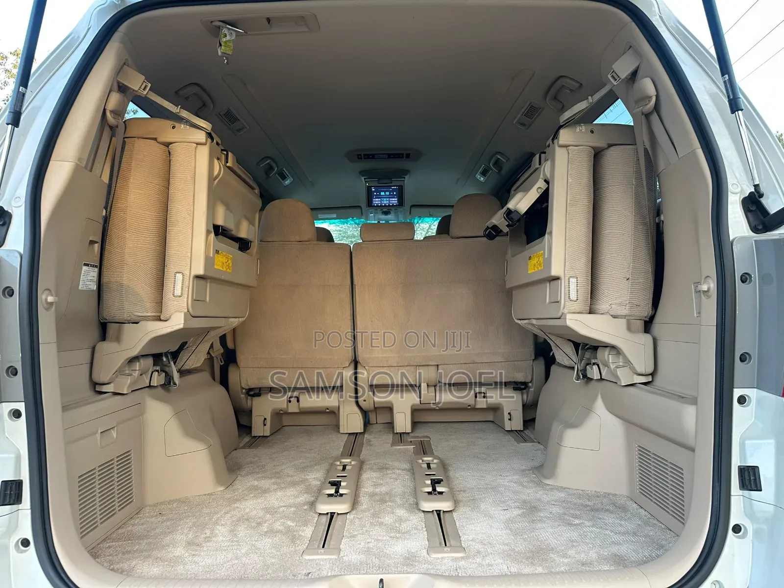 Toyota Alphard 2009 White