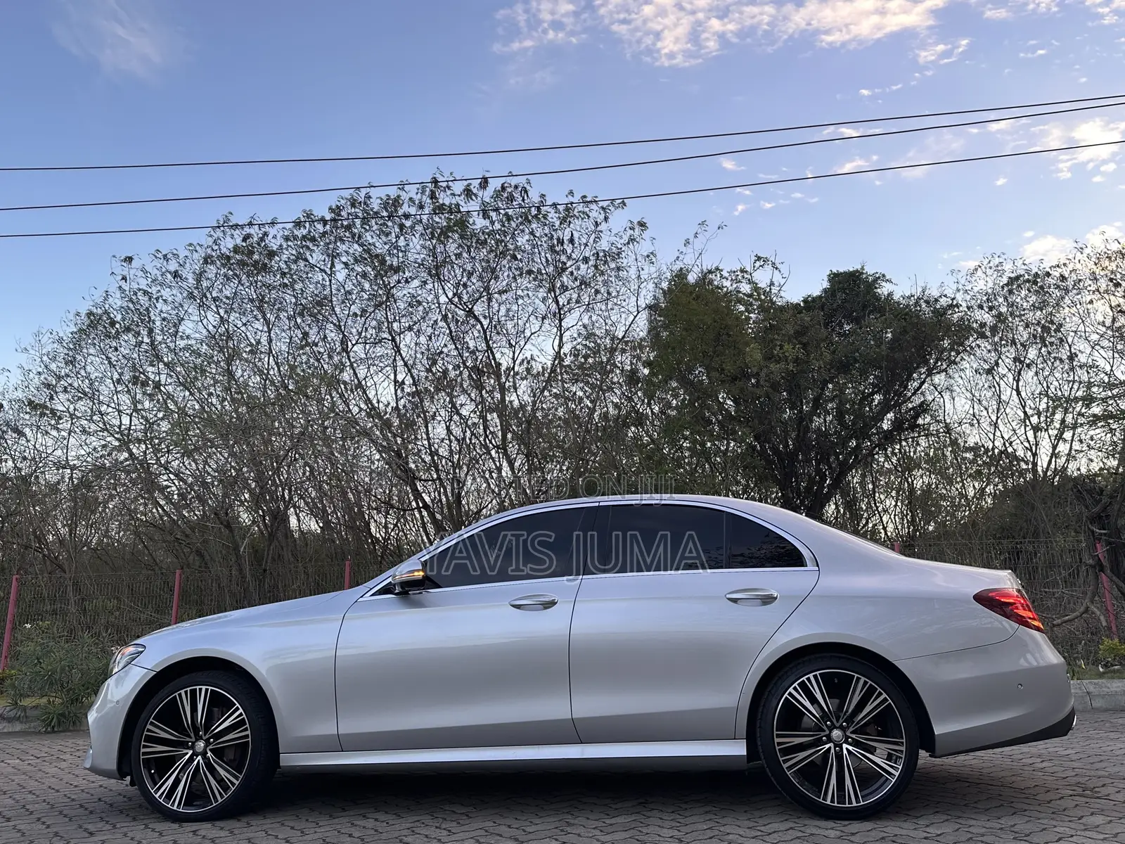 Mercedes-Benz E200 2016 Silver