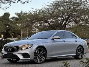 Mercedes-Benz E200 2016 Silver