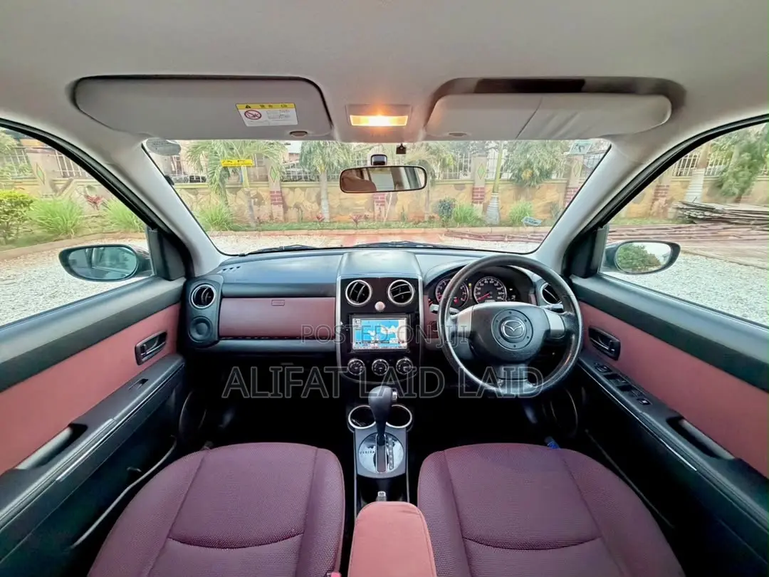 Mazda Verisa 2010 Purple