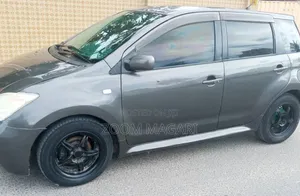 Toyota IST 2002 Gray