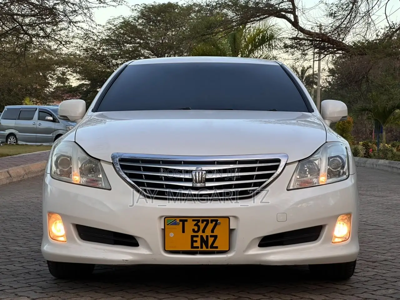 Toyota Crown 2008 White