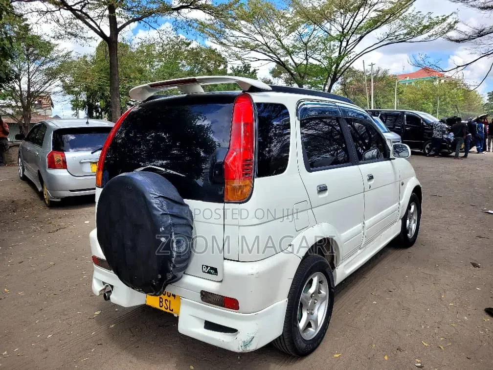 Toyota Cami 2002 White