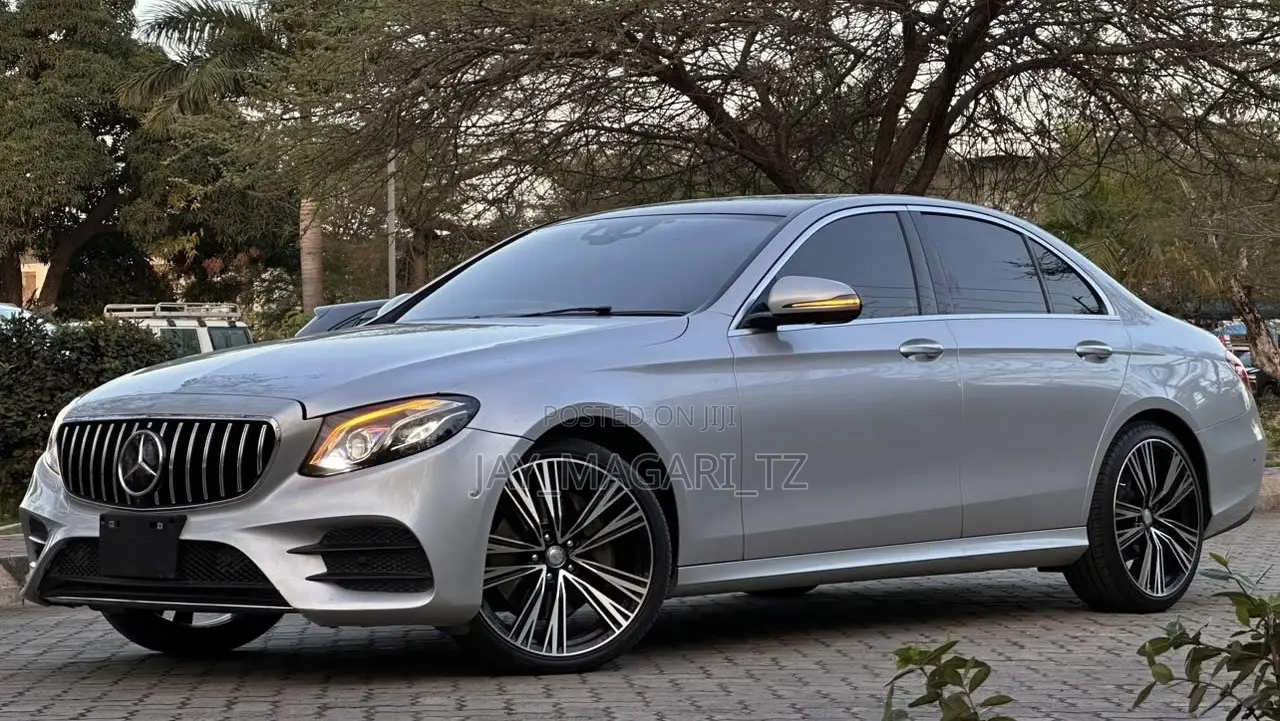 Mercedes-Benz C200 2016 Silver