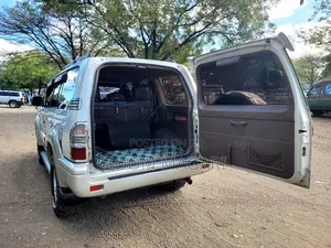 Toyota Land Cruiser Prado 2004 Silver