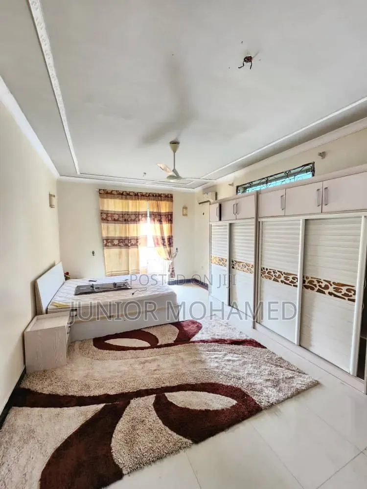 4bdrm Apartment in Dalali Junior The, Mikocheni for rent