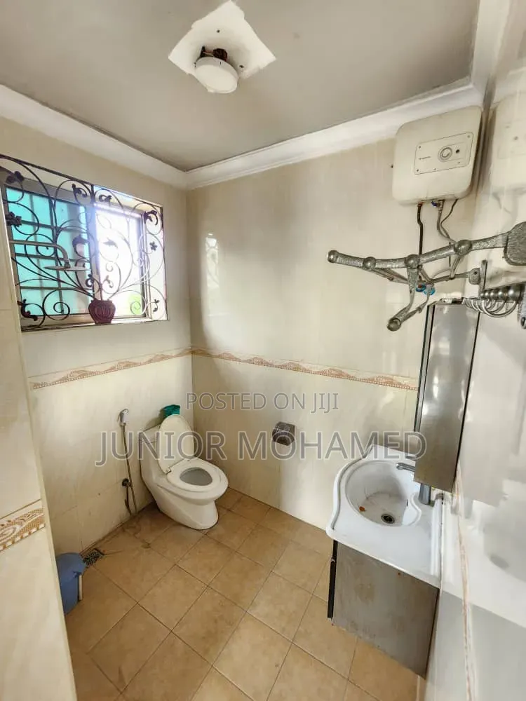 4bdrm Apartment in Dalali Junior The, Mikocheni for rent