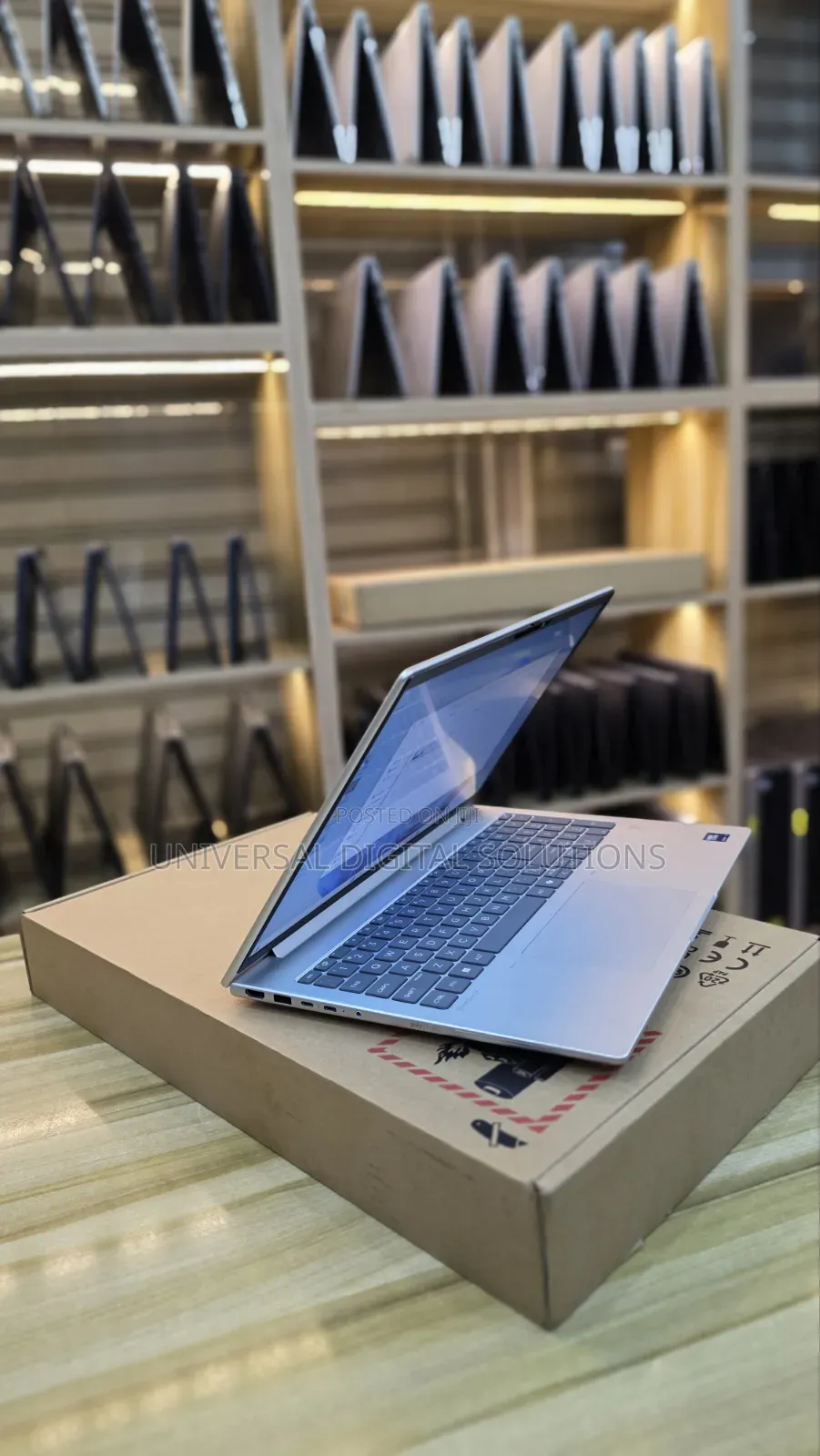 New Laptop HP EliteBook 8 G1i 16GB Intel Core Ultra 7 SSD 512GB