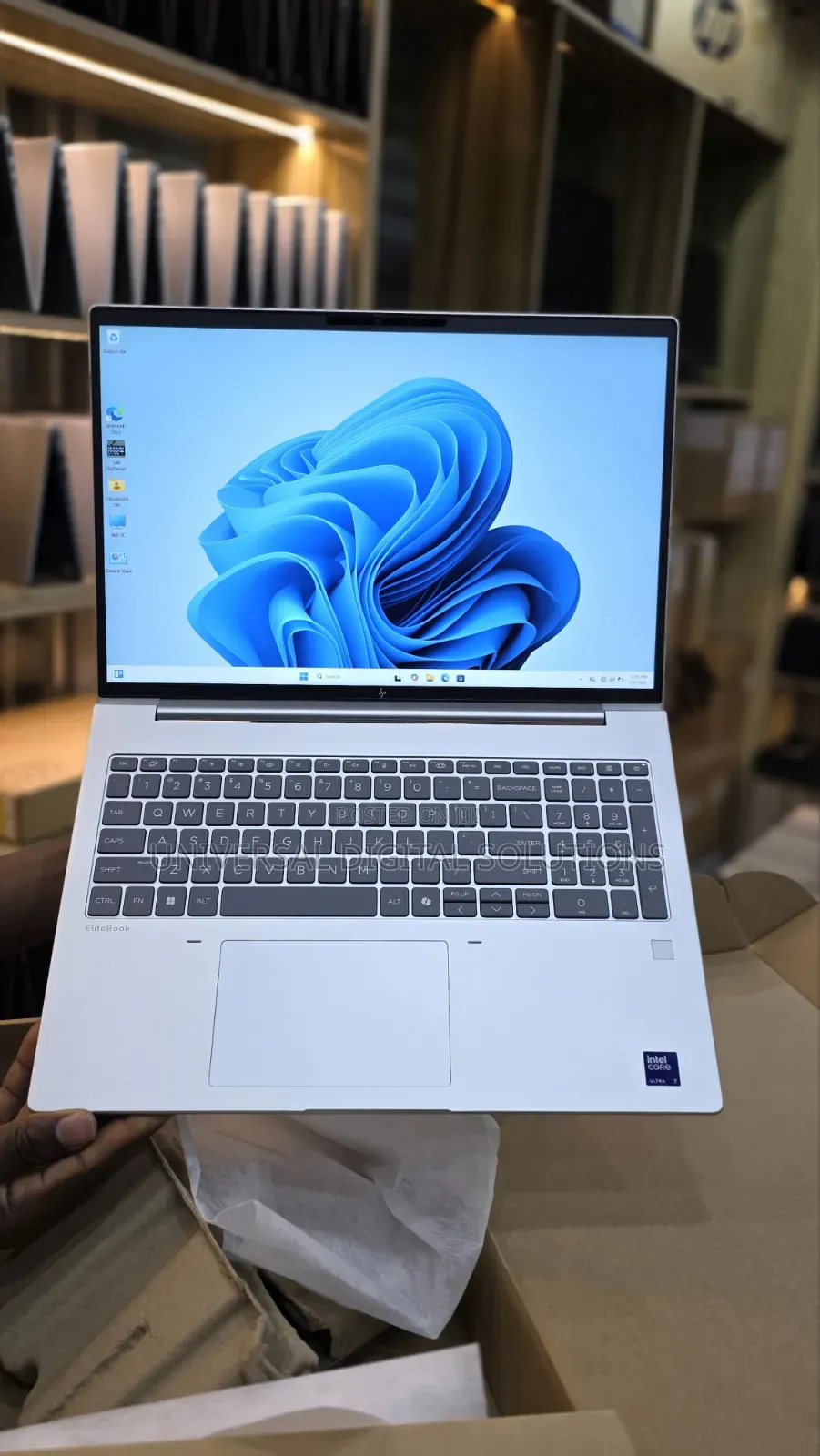New Laptop HP EliteBook 8 G1i 16GB Intel Core Ultra 7 SSD 512GB