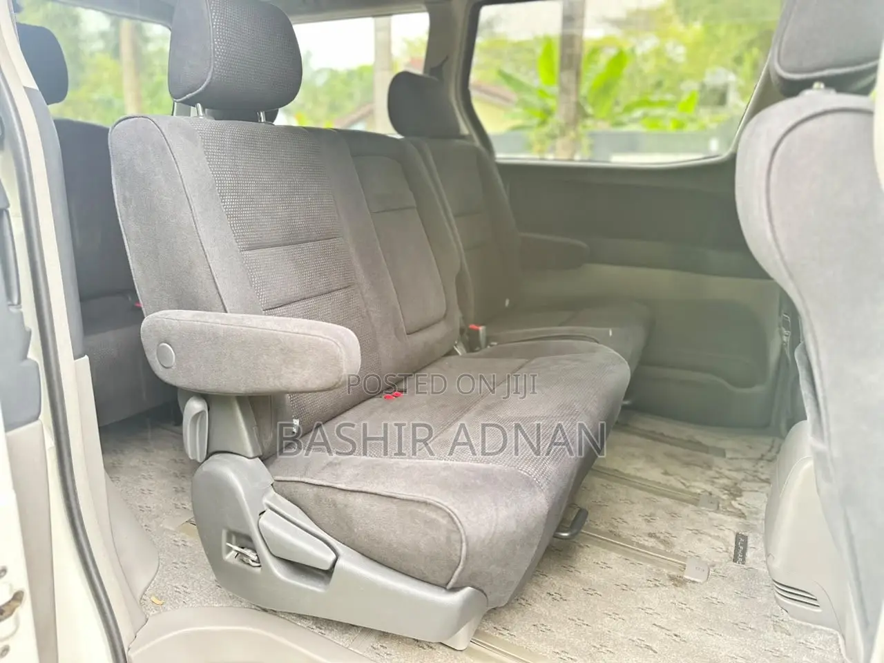 Toyota Alphard 2005 Pearl