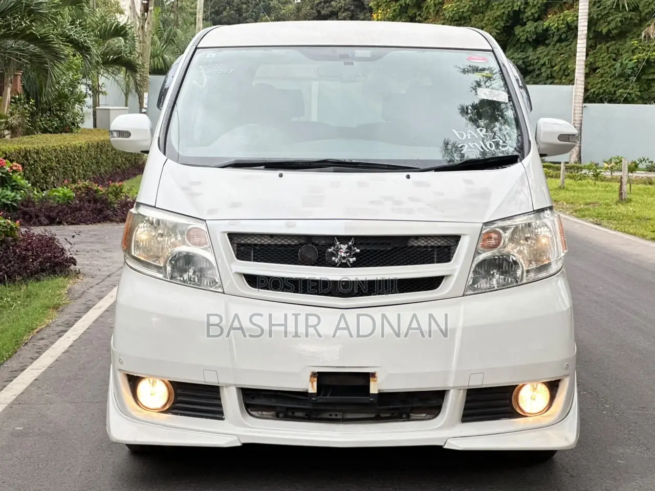 Toyota Alphard 2005 Pearl