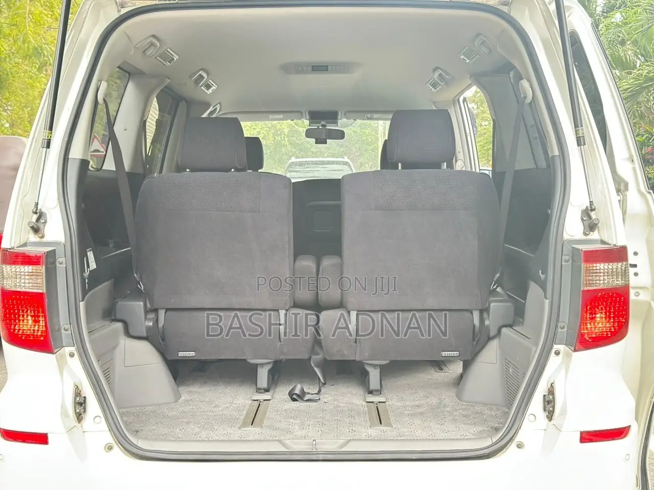 Toyota Alphard 2005 Pearl