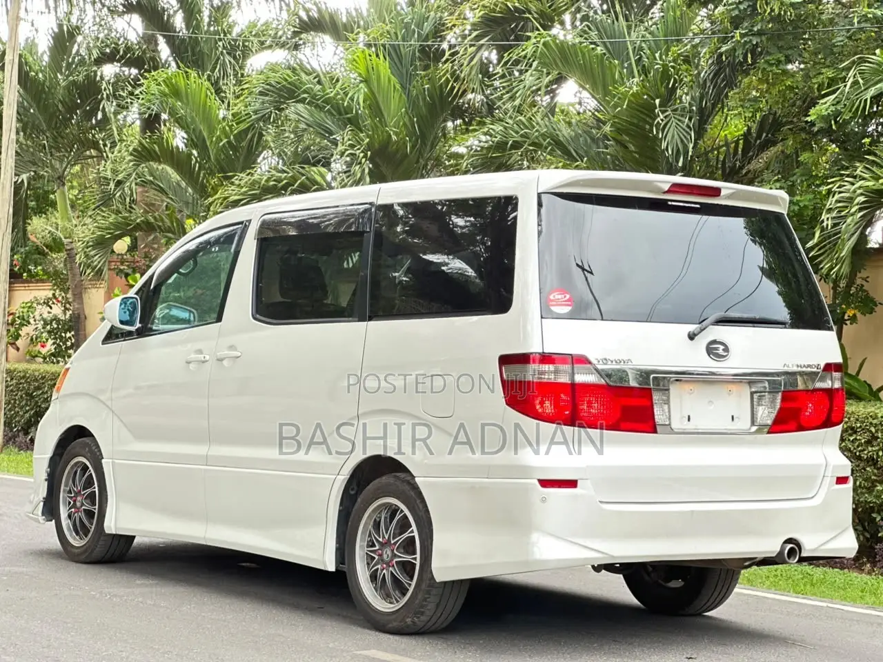 Toyota Alphard 2005 Pearl