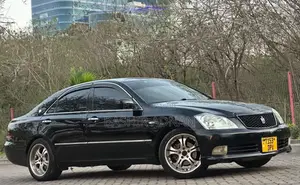 Toyota Crown 2005 Black