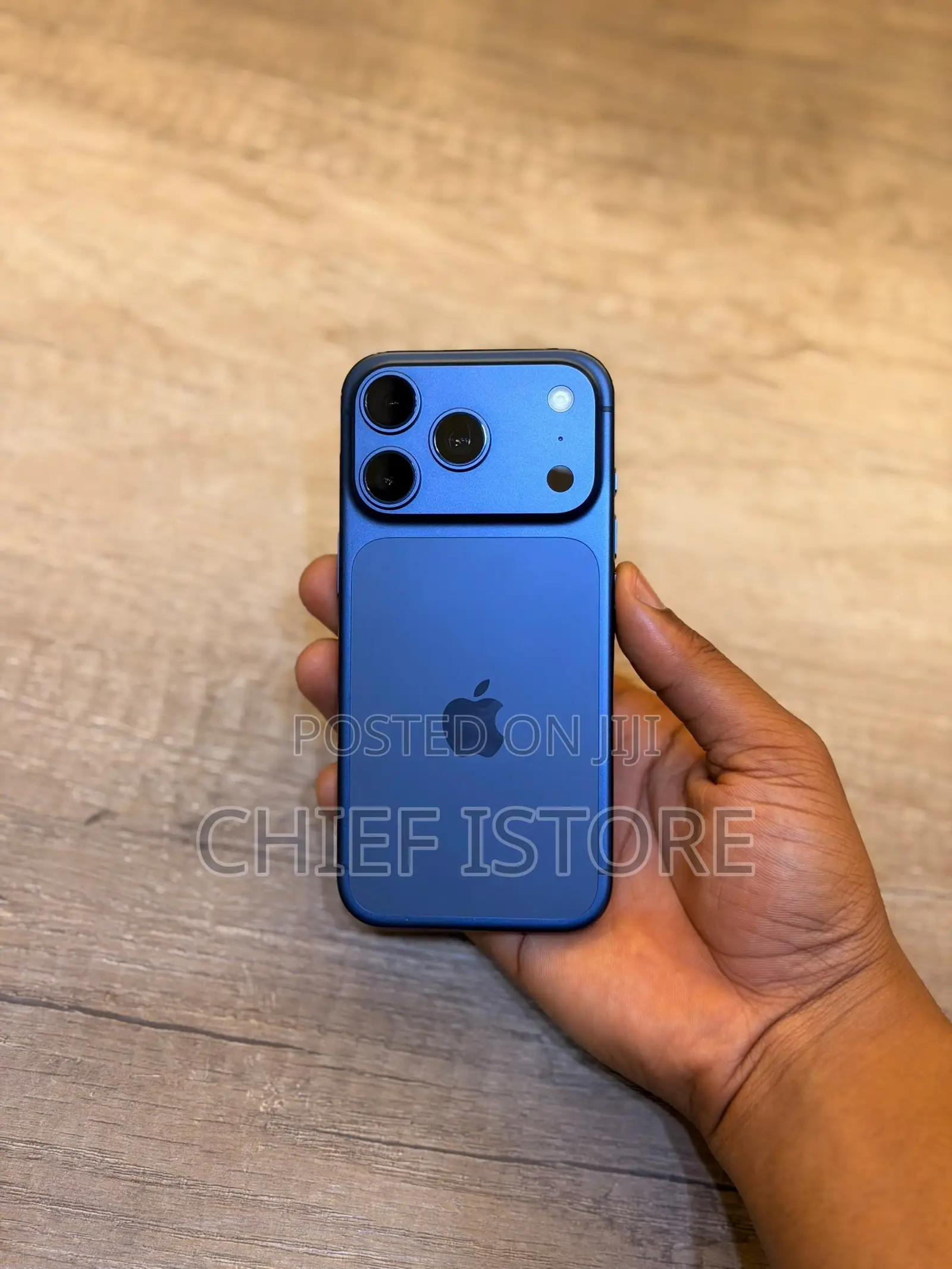 New Apple iPhone 17 Pro Max 256 GB Blue